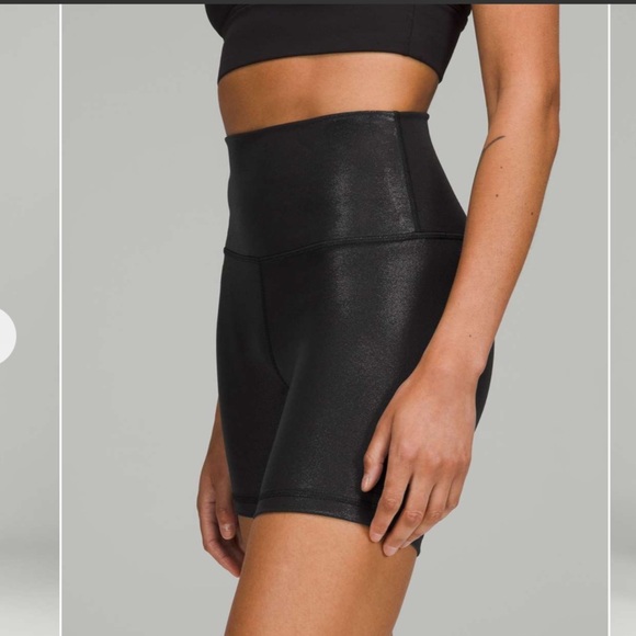 $502 Lululemon Align High-Rise Short 8”*Shine
Radiate Foil Print Black - Picture 9 of 10